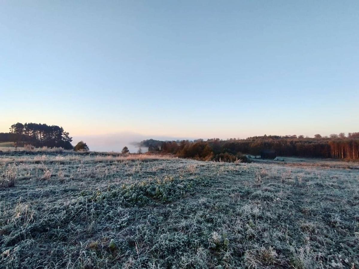 Miedzy Olchami Domek Nad Jeziorem. Noclegi Caloroczne. Cisza, Spokoj. Barczewo Eksteriør bilde